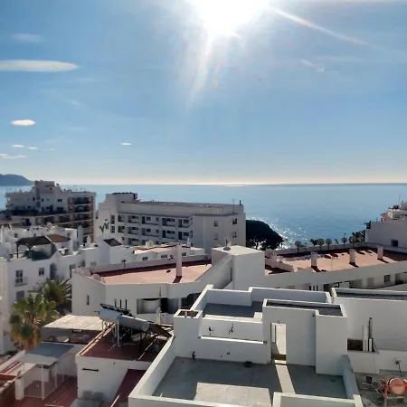 Ap368 - Coronado 67 - Nerja